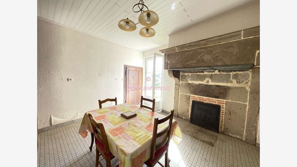 Vente murs commerce vendus libres à Monthureux