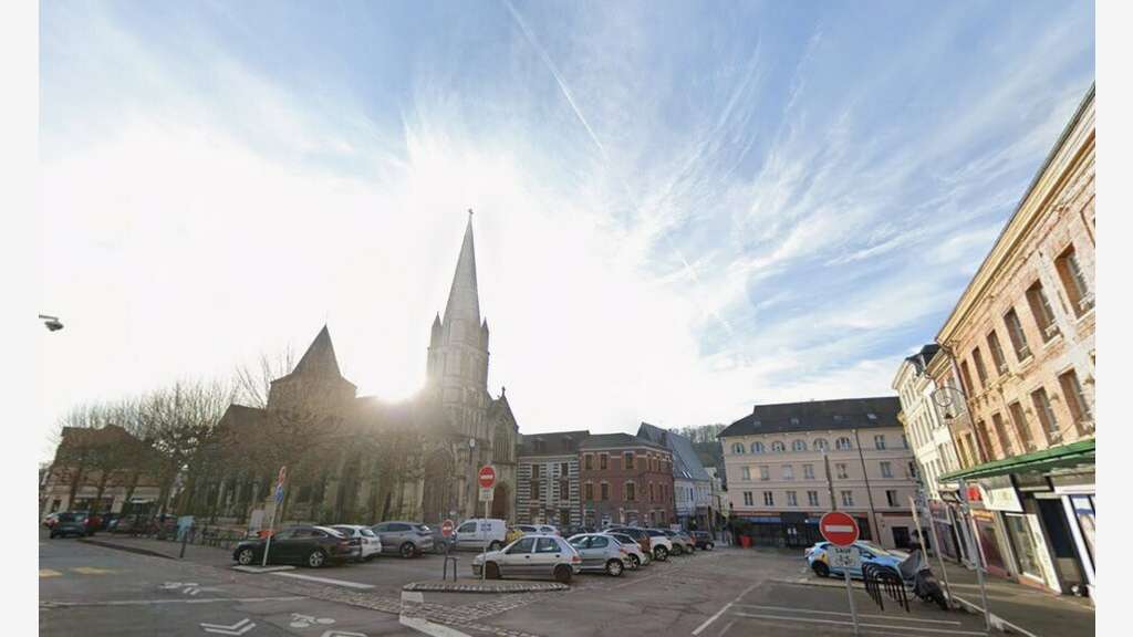 Vente local commercial rénové 45m² à Montivilliers