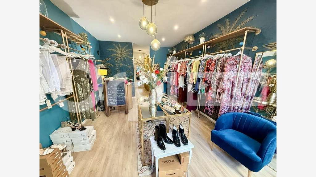 Vente local commercial rénové 45m² à Montivilliers