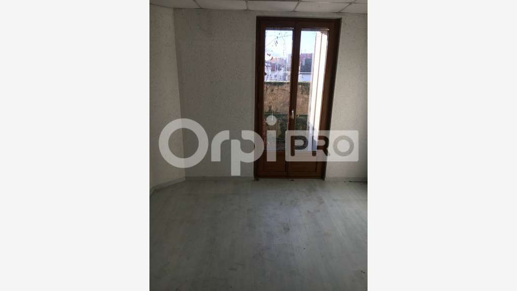 Joli immeuble à vendre à Montluçon