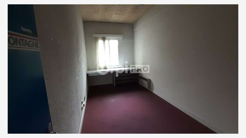 LOCAL COMMERCIAL A VENDRE EMPLACEMENT N°1