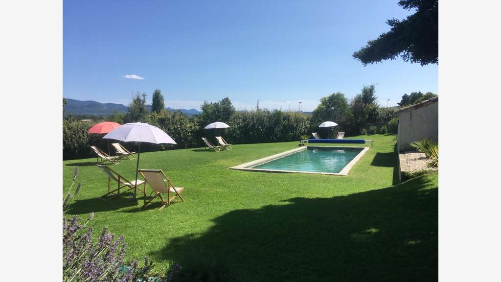 AV bastide d’exception dde 591m² dept Drôme
