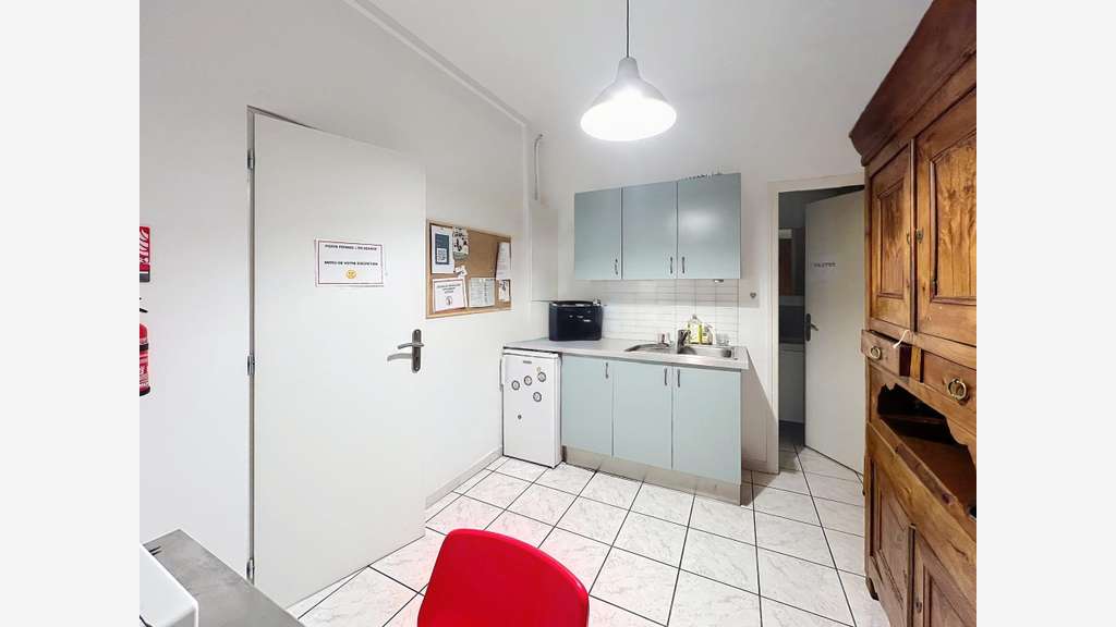 Local commercial 150m² rénové Montpellier Gambetta