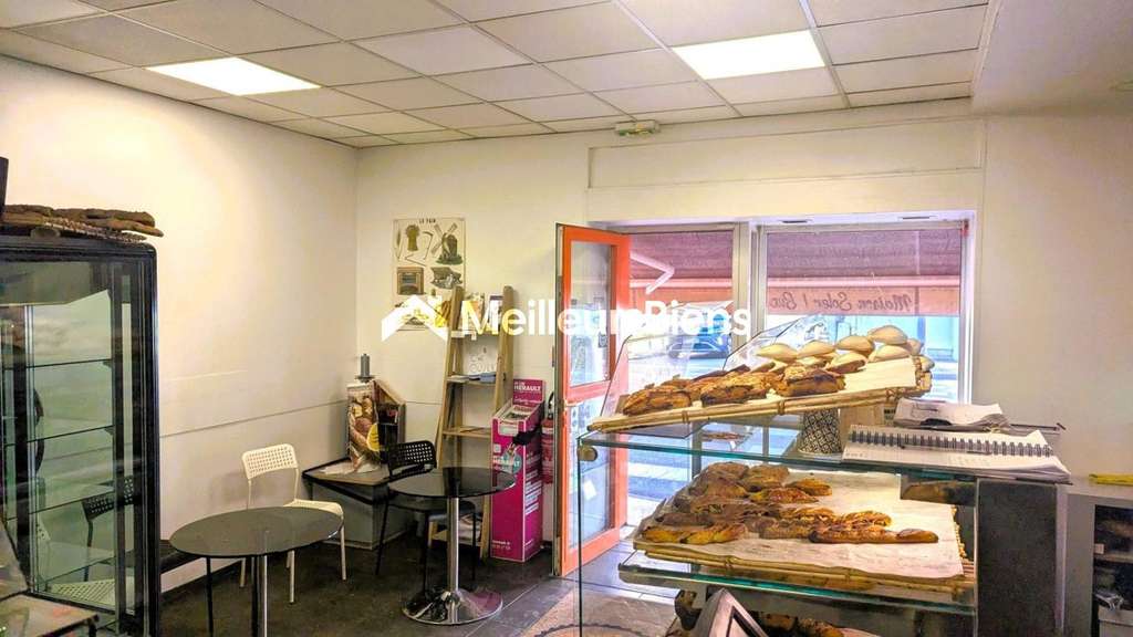 LOCAL COMMERCIAL ET ARTISANAL 85M² + 51M² D A