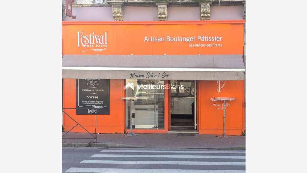 LOCAL COMMERCIAL ET ARTISANAL 85M² + 51M² D A