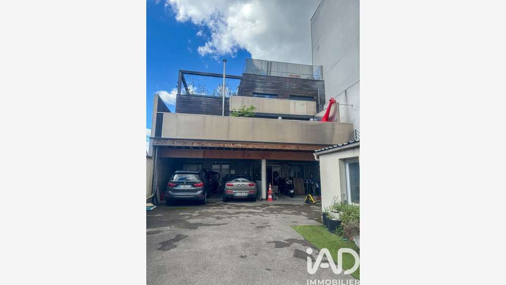 Vente local commercial bureaux 120m² à Montreuil
