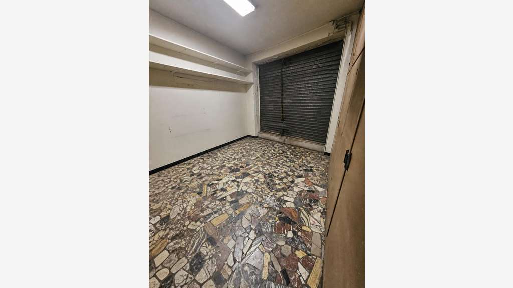 Local commercial 33m² proche centre de Montreuil