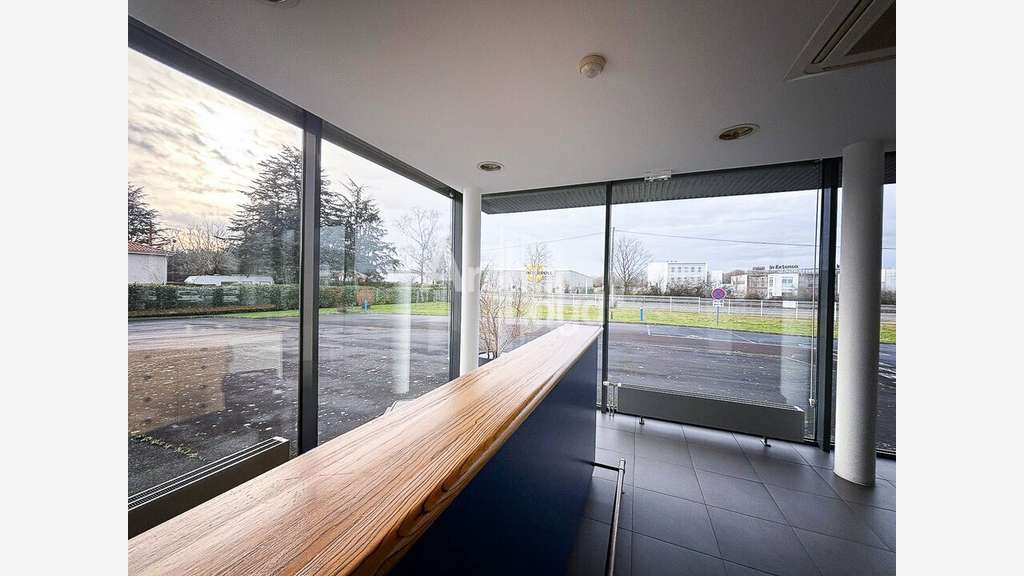 Bureaux à vendre dans le 85