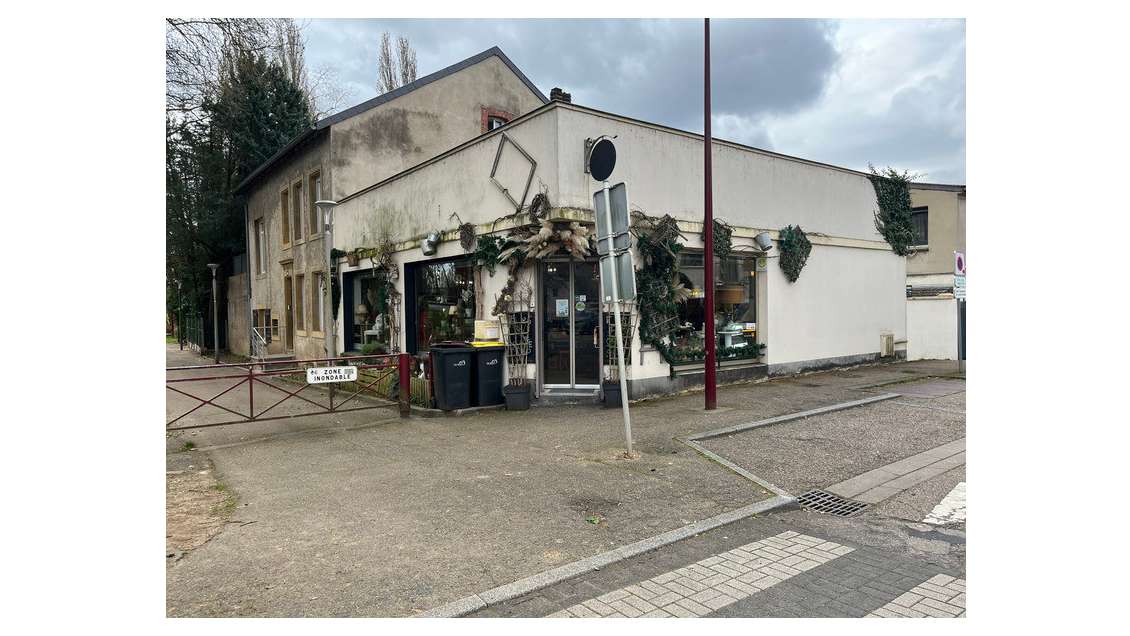 Local à vendre de 113m² à Moulins les Metz
