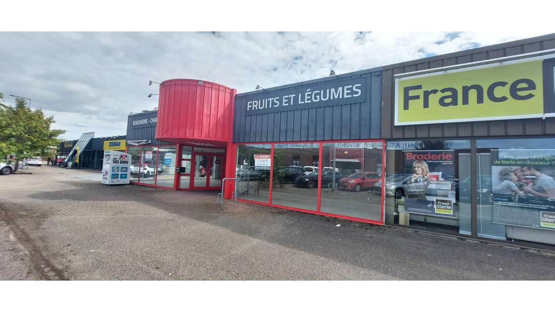 AV local commercial 440m² Mutzig zone Atrium