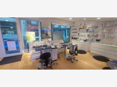 Vente droit au bail 60m² empl N°1 en centre Nantes