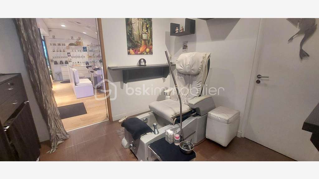 Vente droit au bail 60m² empl N°1 en centre Nantes