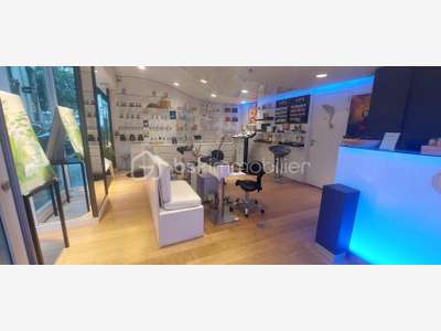 Vente droit au bail 60m² empl N°1 en centre Nantes