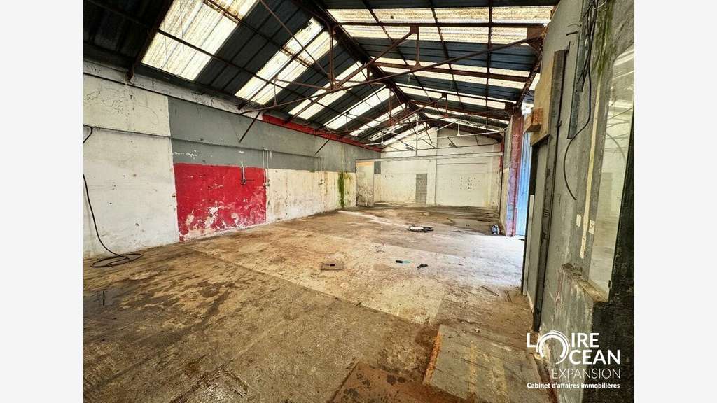 Local commercial 308m² à vendre à Nantes