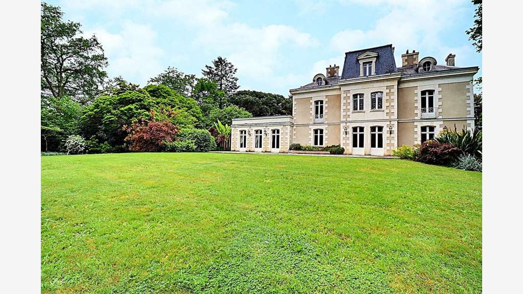 Vente manoir évènementiel à la Chapelle sur Erdre