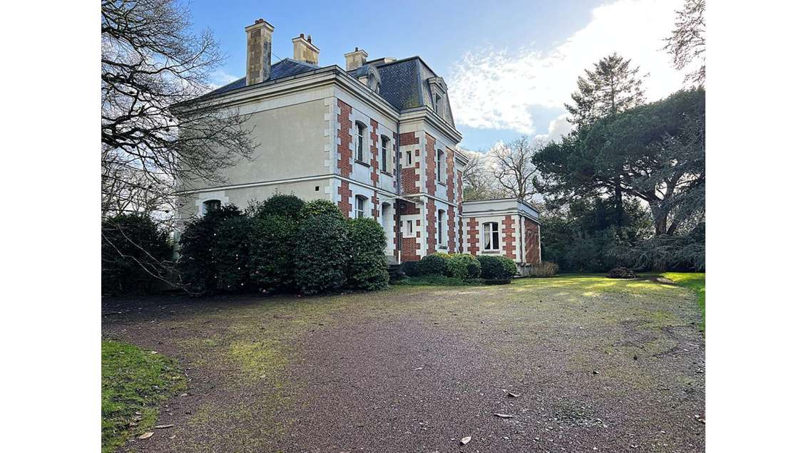 Vente manoir évènementiel à la Chapelle sur Erdre