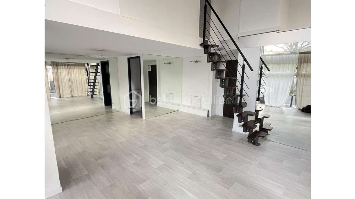 Vente local commercial loué à Nantes centre