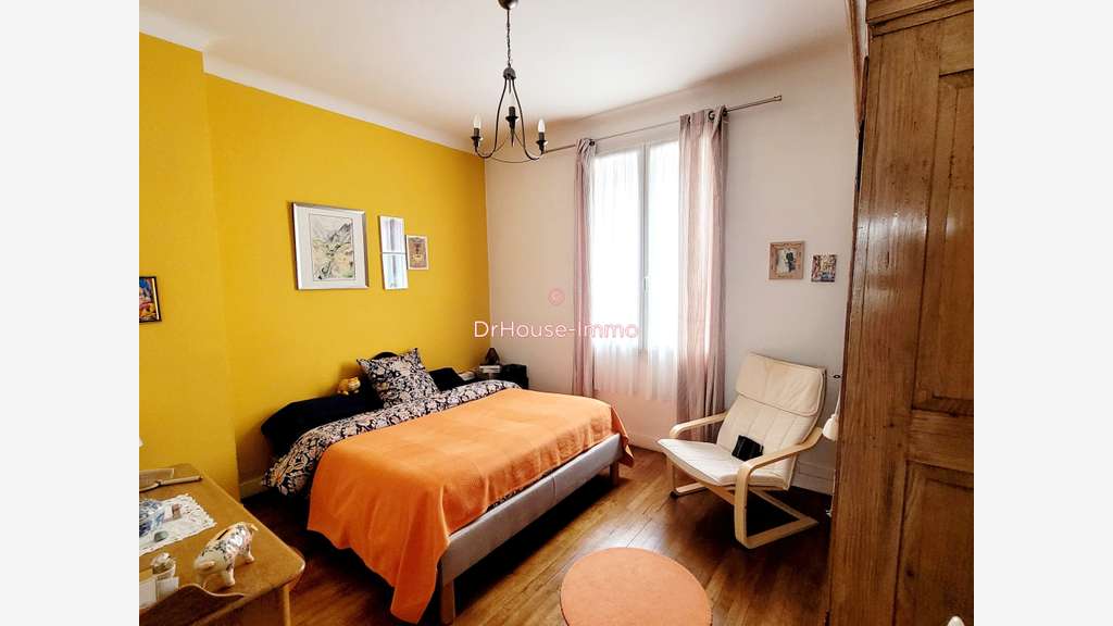 Vente murs commerciaux et appart 180m² à Nantes