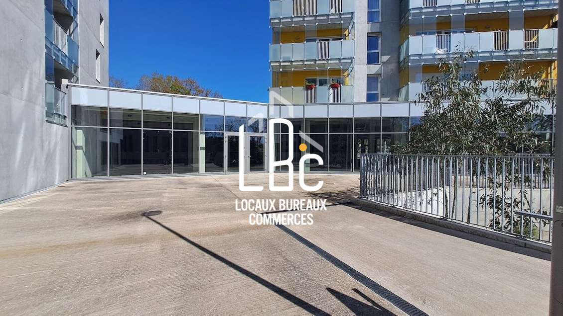 Nantes Université - À vendre local commercial 5