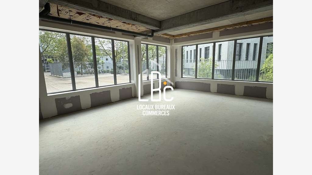 À vendre local commercial 214m² Nantes Université 