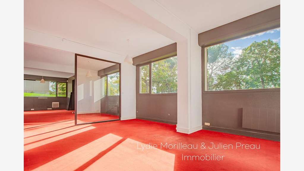 Vente locaux lumineux 180m² Ile de Nantes Mangin