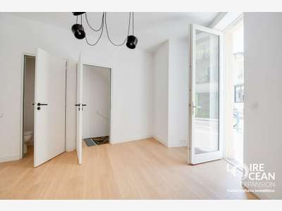 LOCAL OU BUREAU A VENDRE