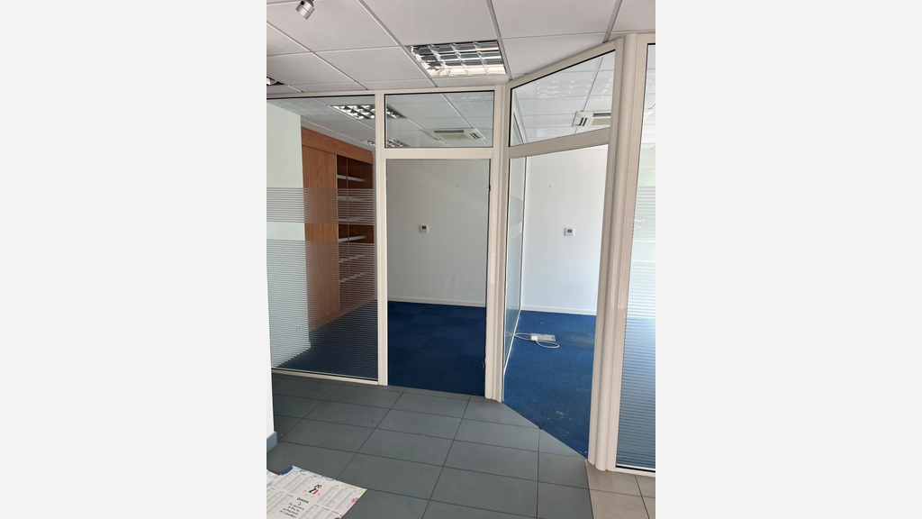 A vendre à louer local d’angle 65m² à Narbonne