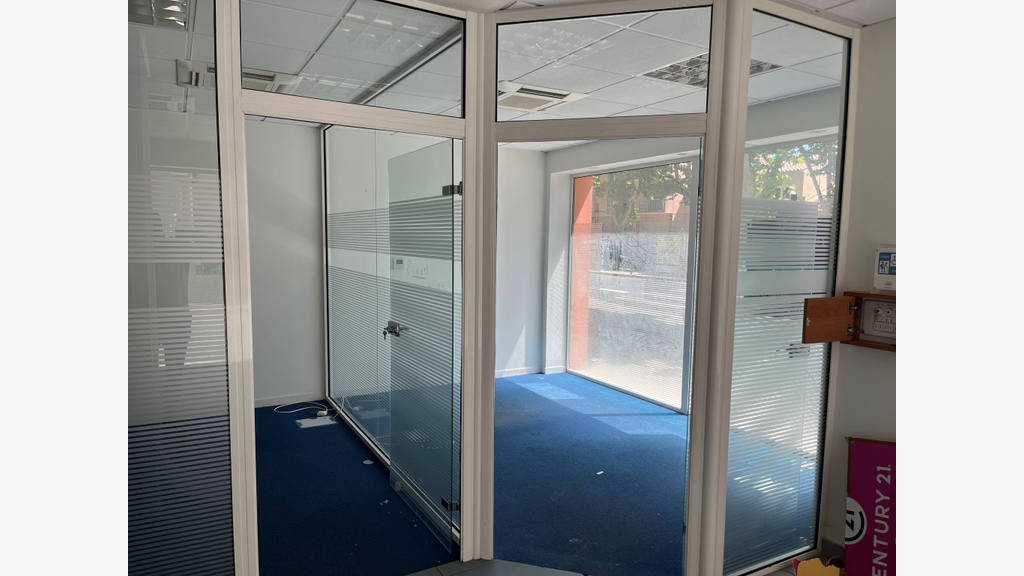 A vendre à louer local d’angle 65m² à Narbonne