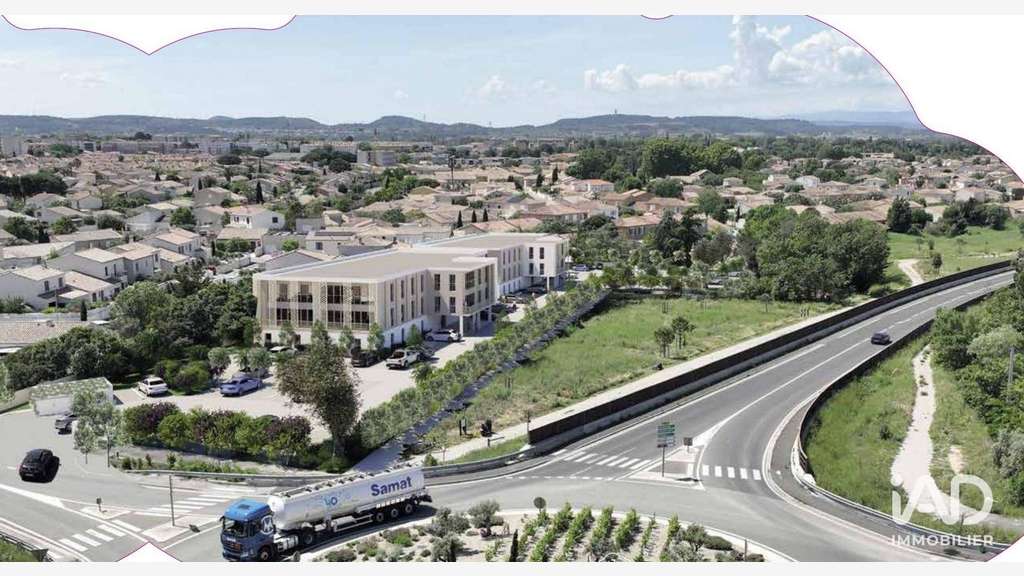 AV bureau 37,48m² à Narbonne, emplacement idéal