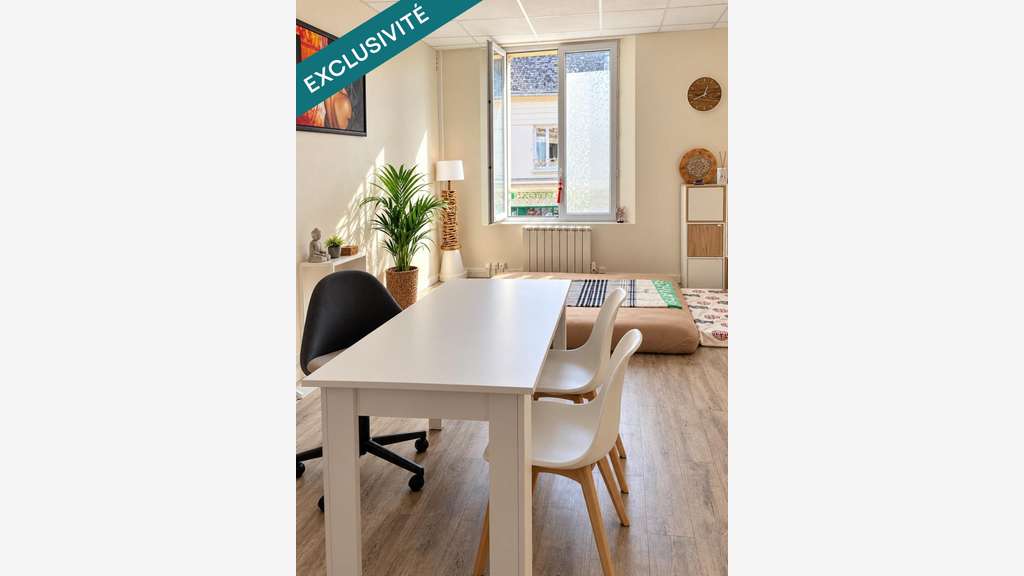 AV cabinet paramédical 103m² à Neuilly en Thelle