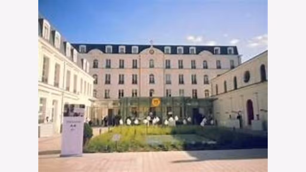 Cave rare à NEUILLY SUR SEINE