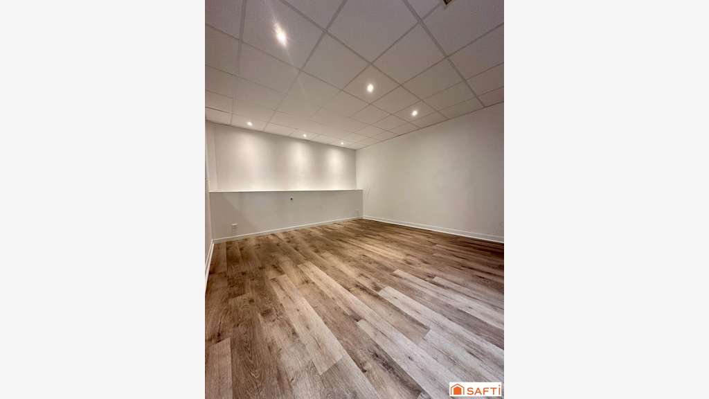Vente local commercial 470m² Nevers empl strat