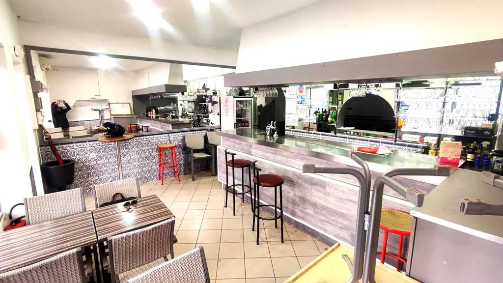 A vendre murs libres 88m² + studio à Nice Gambetta