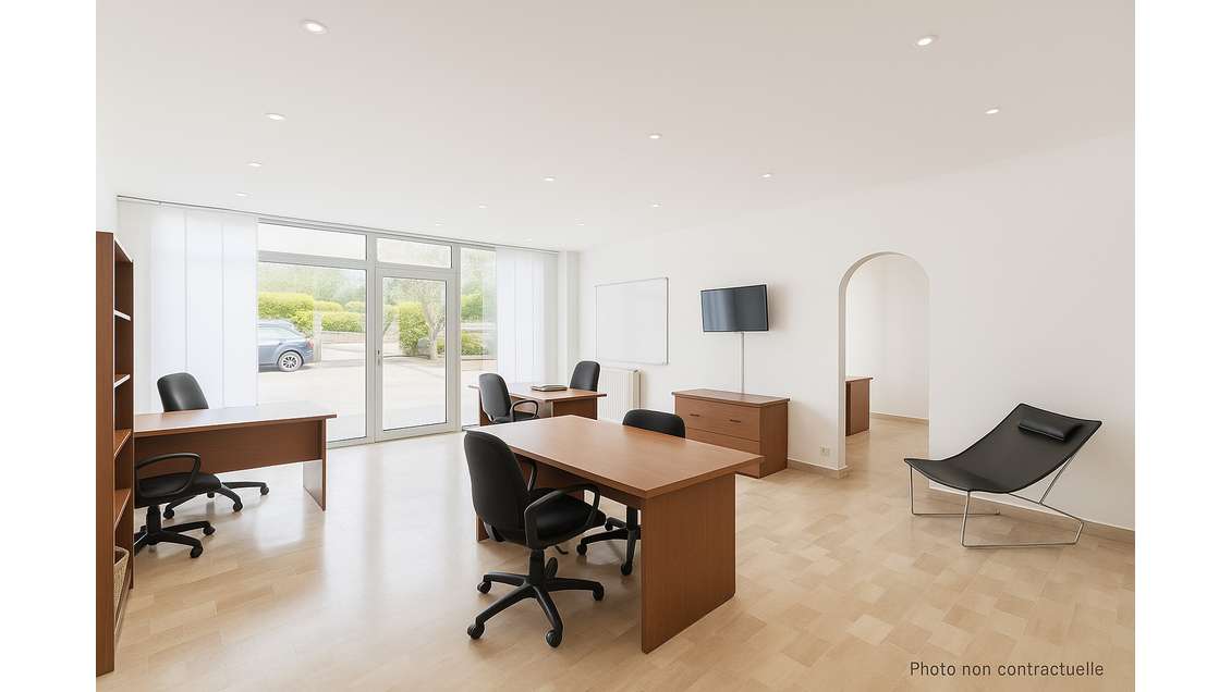 AV beau local professionnel 93m² RDC à Nice  