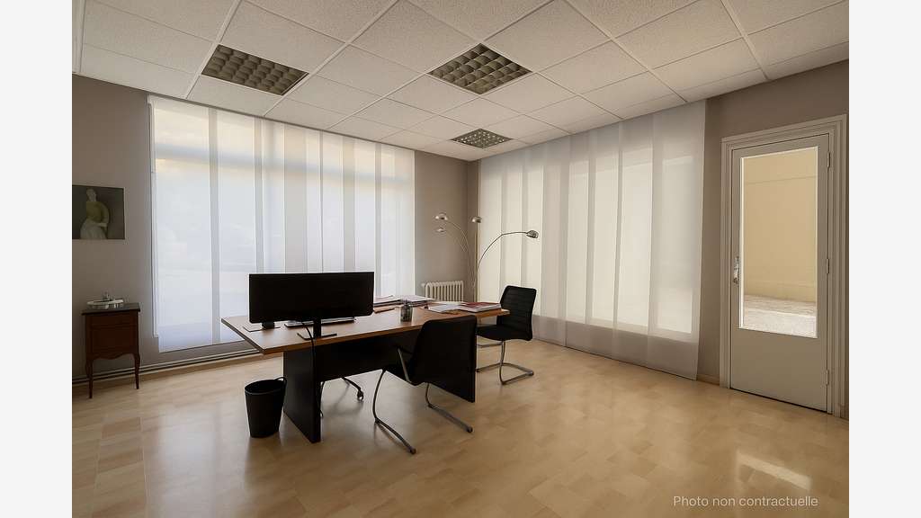 AV beau local professionnel 93m² RDC à Nice  