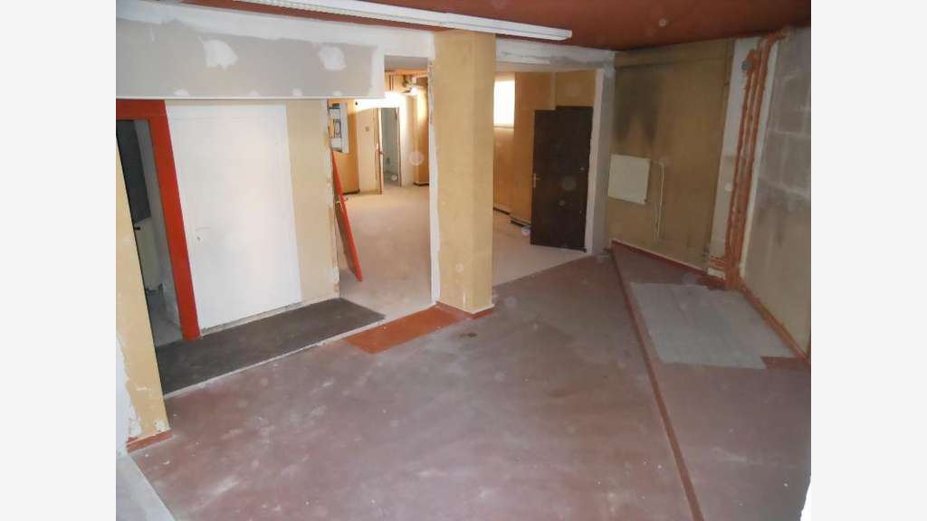 Local commercial de 175m² à vendre à Nice Nord