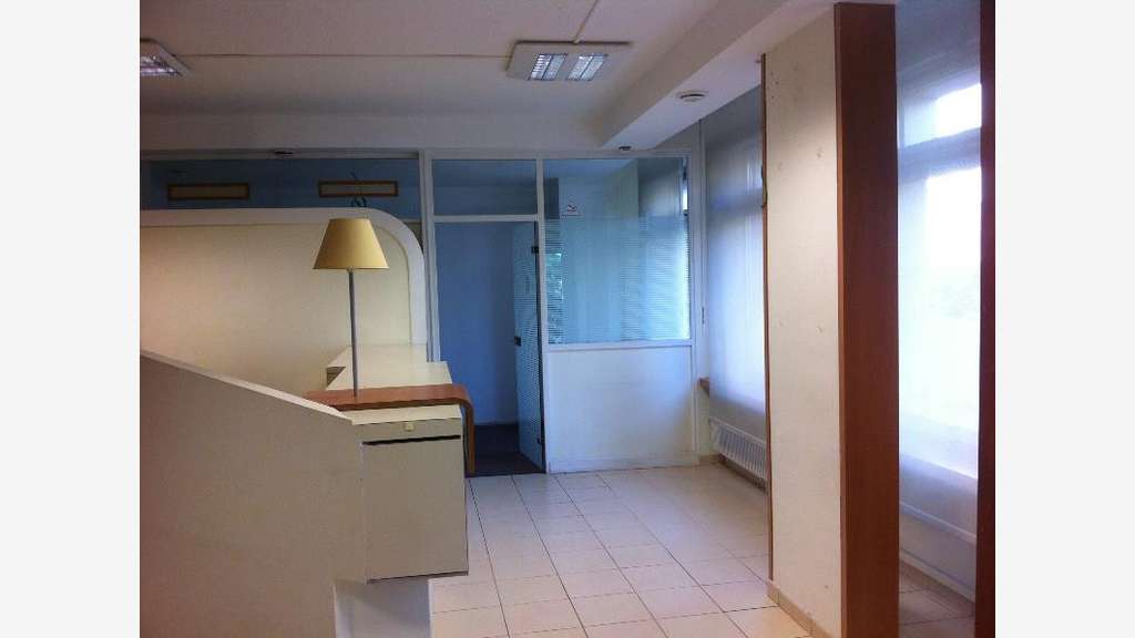 Local commercial de 175m² à vendre à Nice Nord