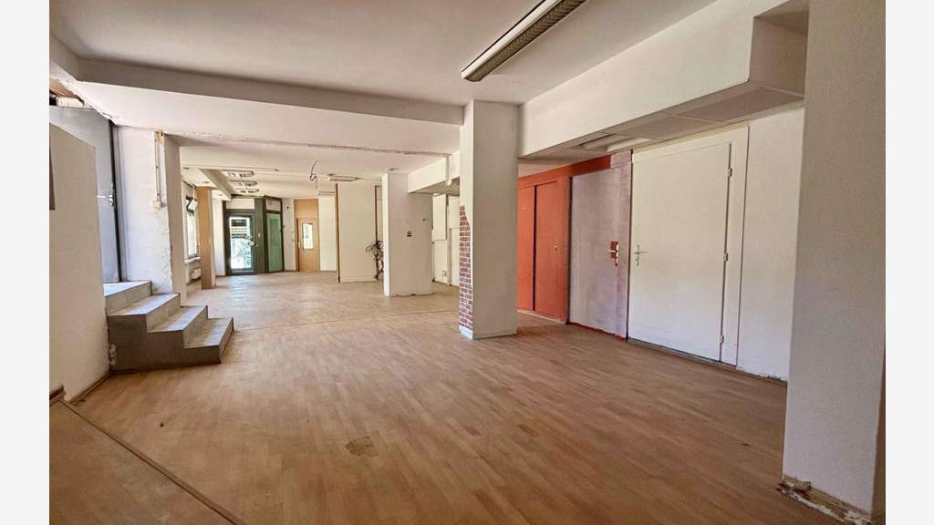 AV murs commerciaux de 173m² à Nice Cyrille Besset