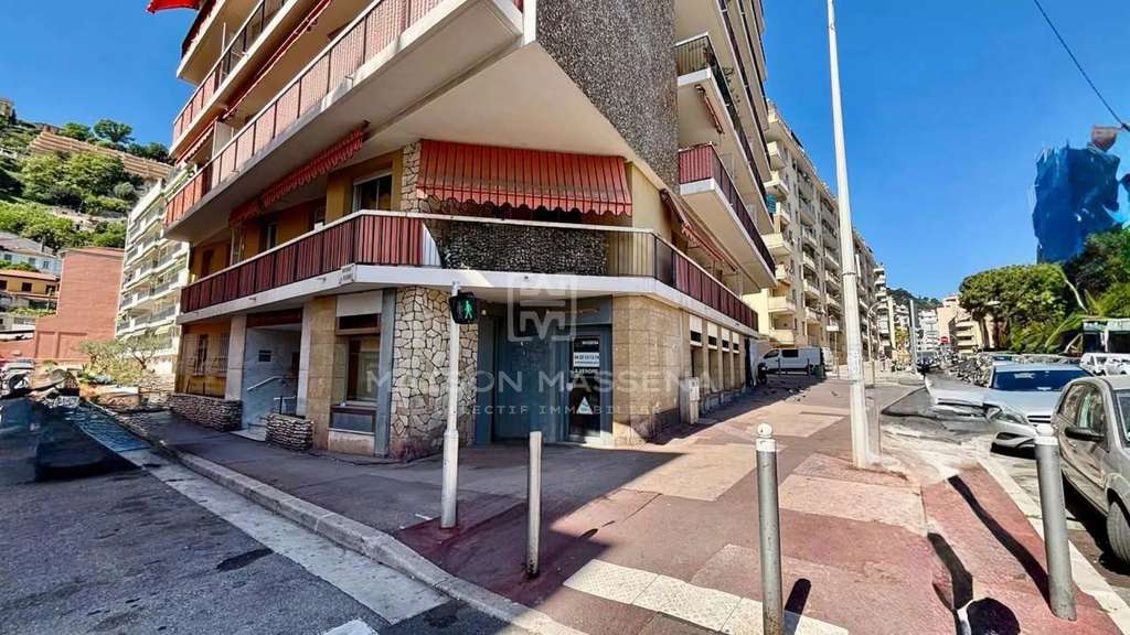 AV murs commerciaux de 173m² à Nice Cyrille Besset