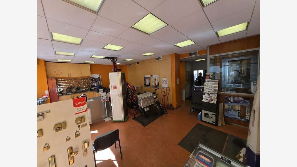 Local commercial 109m² à vendre au coeur de Nice