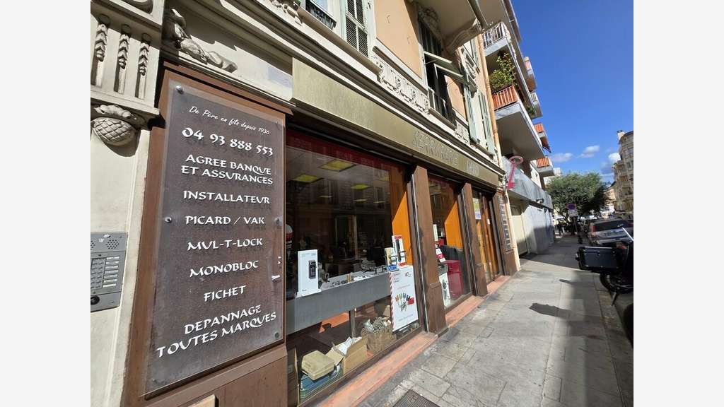 Local commercial 109m² à vendre au coeur de Nice
