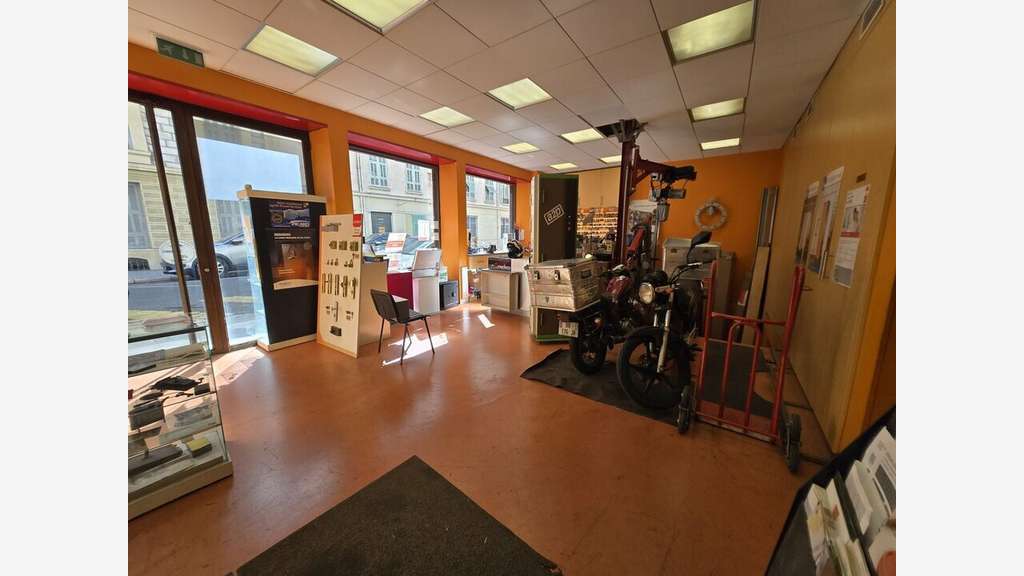 Local commercial 109m² à vendre au coeur de Nice