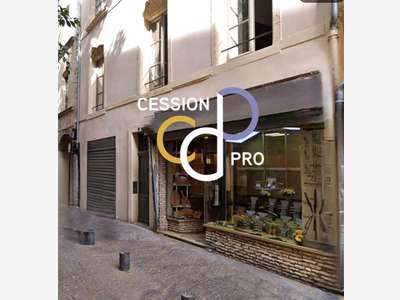 MURS COMMERCIAUX À VENDRE EN CŒUR DE VILLE A N
