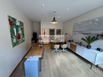 NÎMES - LOCAL COMMERCIAL à vendre