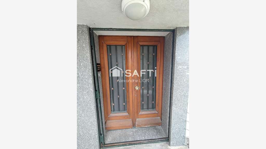 Venez visiter cette Maison de 139m² sur sous sol