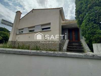 Venez visiter cette Maison de 139m² sur sous sol