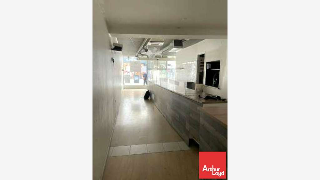 Local commercial 85m² à vendre Niort hyper centre