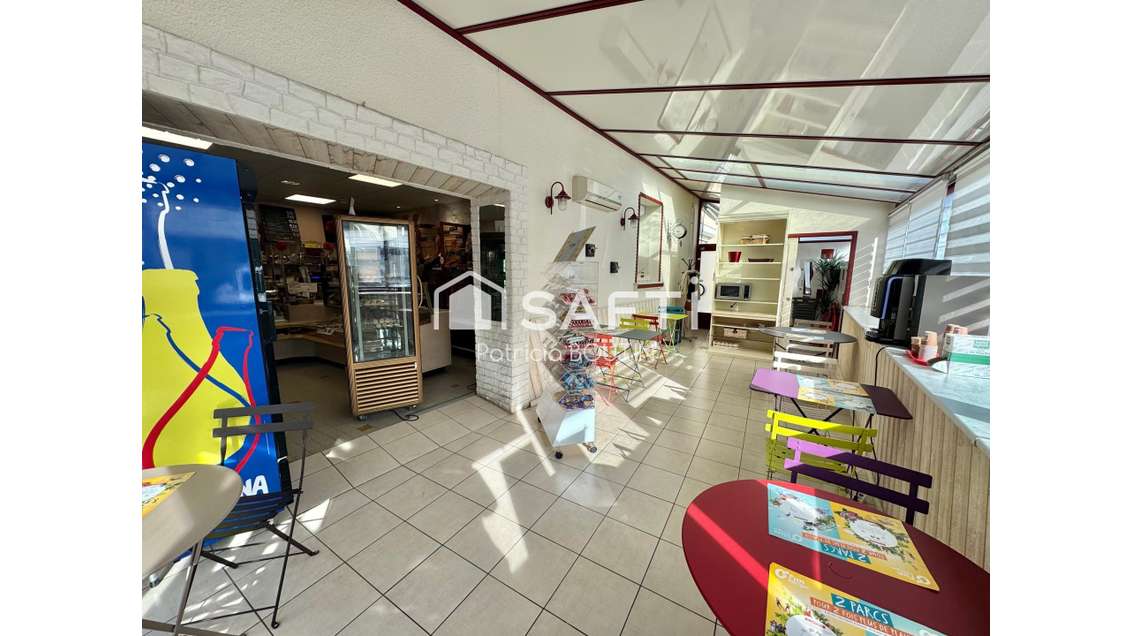 AV local 473m² + fonds boulangerie + maison Niort