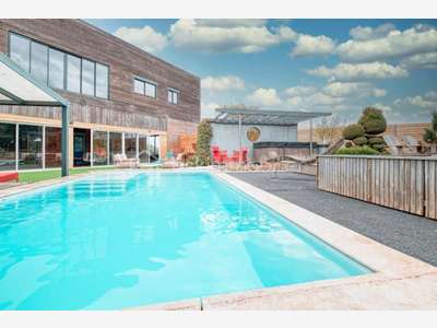 Ensemble polyvalent 850m² sur 6000m² Nogent-le-Roi