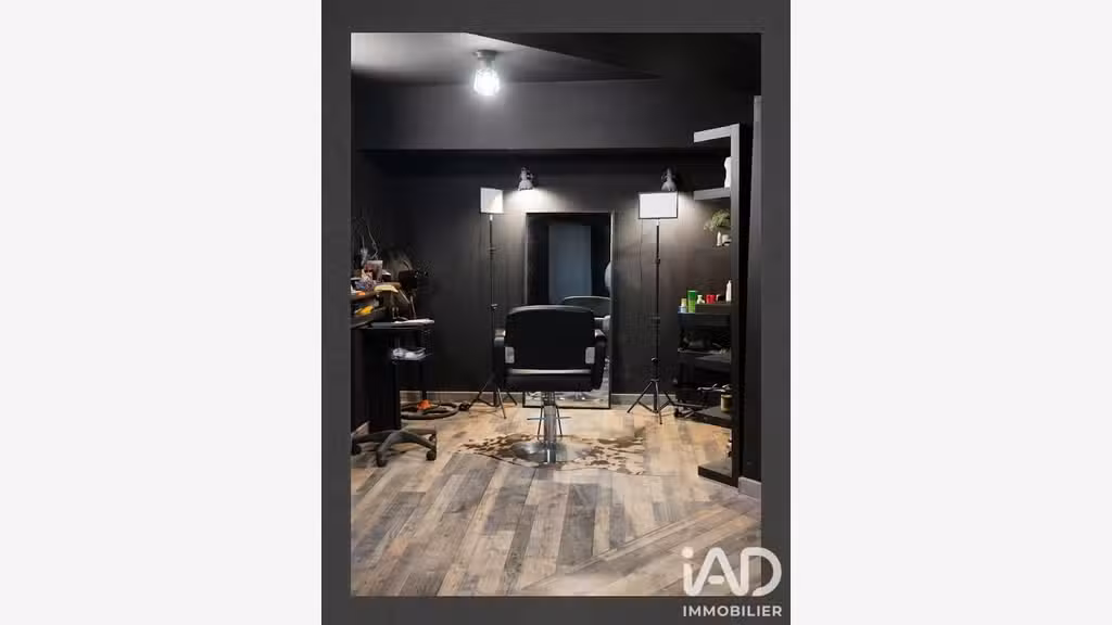 Vente local professionnel 123m² à Noisy-le-Grand